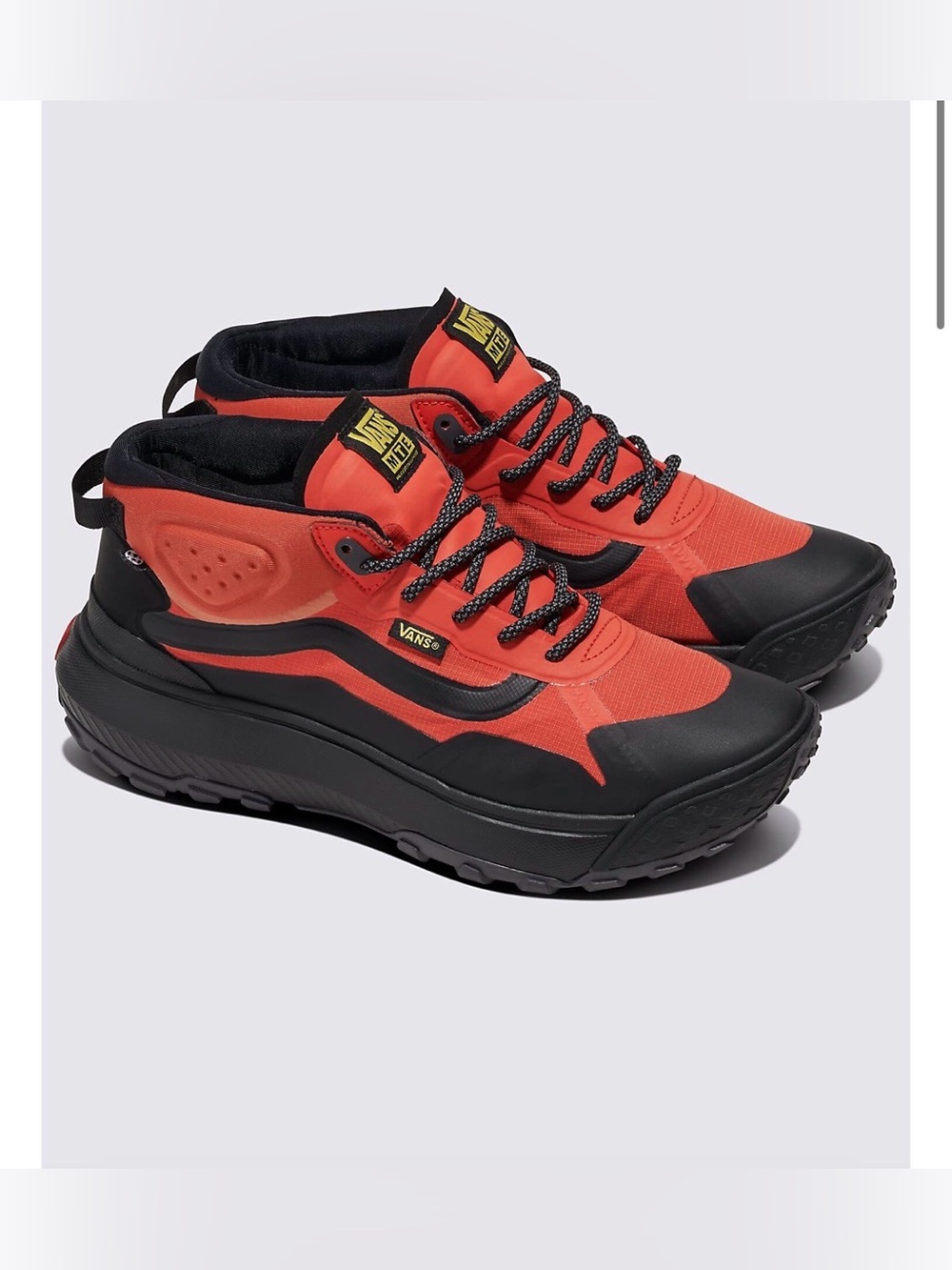 NEW VANS Mte Crosspath
Mid (Unisex) Orange/Black MADE FOR THE ELEMENTS SZ W8.5